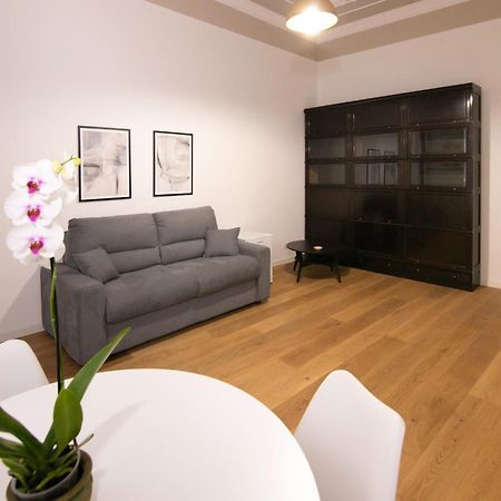 Villareale47 Luxury Suites & Rooms Palermo Bagian luar foto