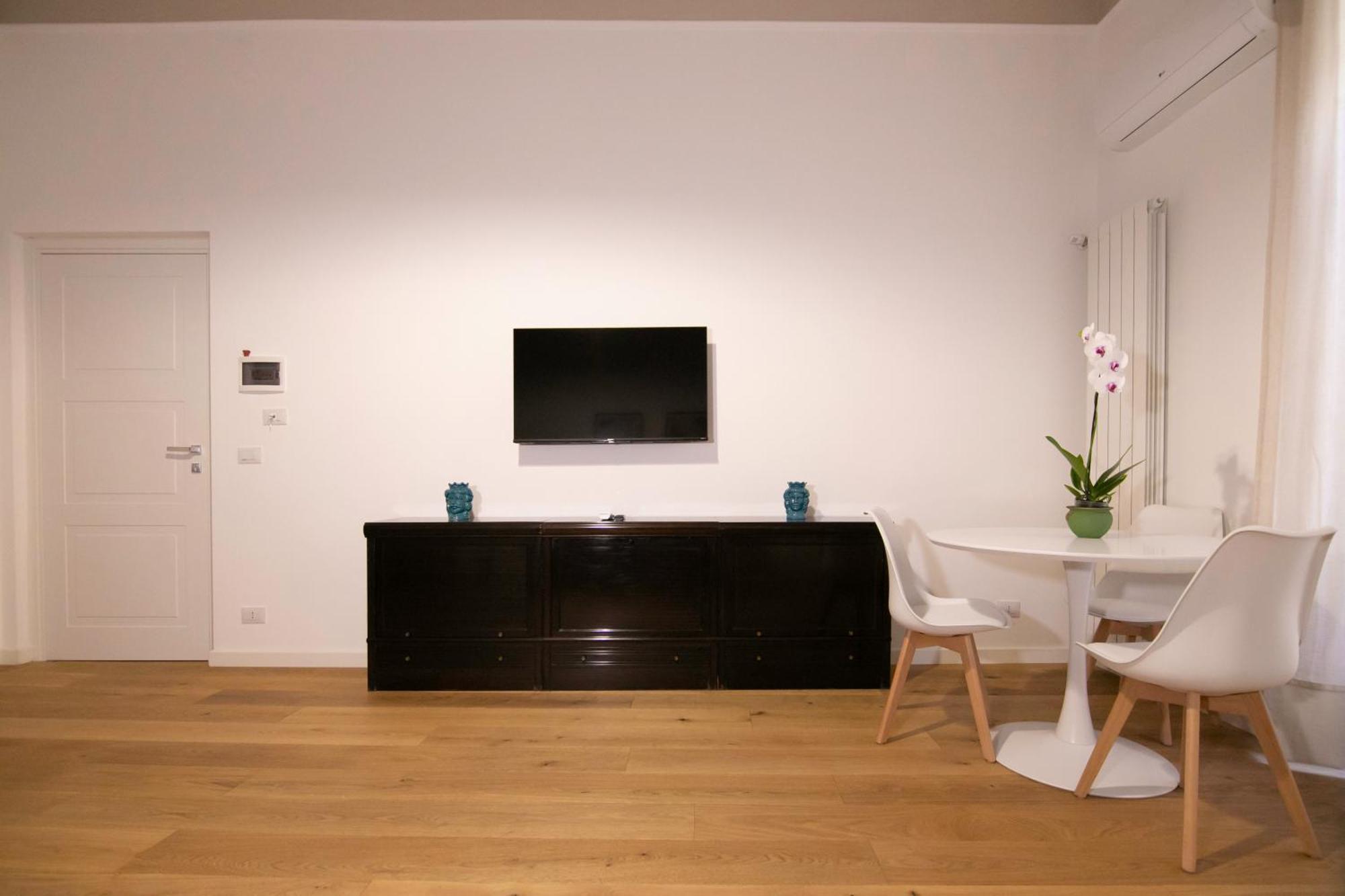 Villareale47 Luxury Suites & Rooms Palermo Bagian luar foto