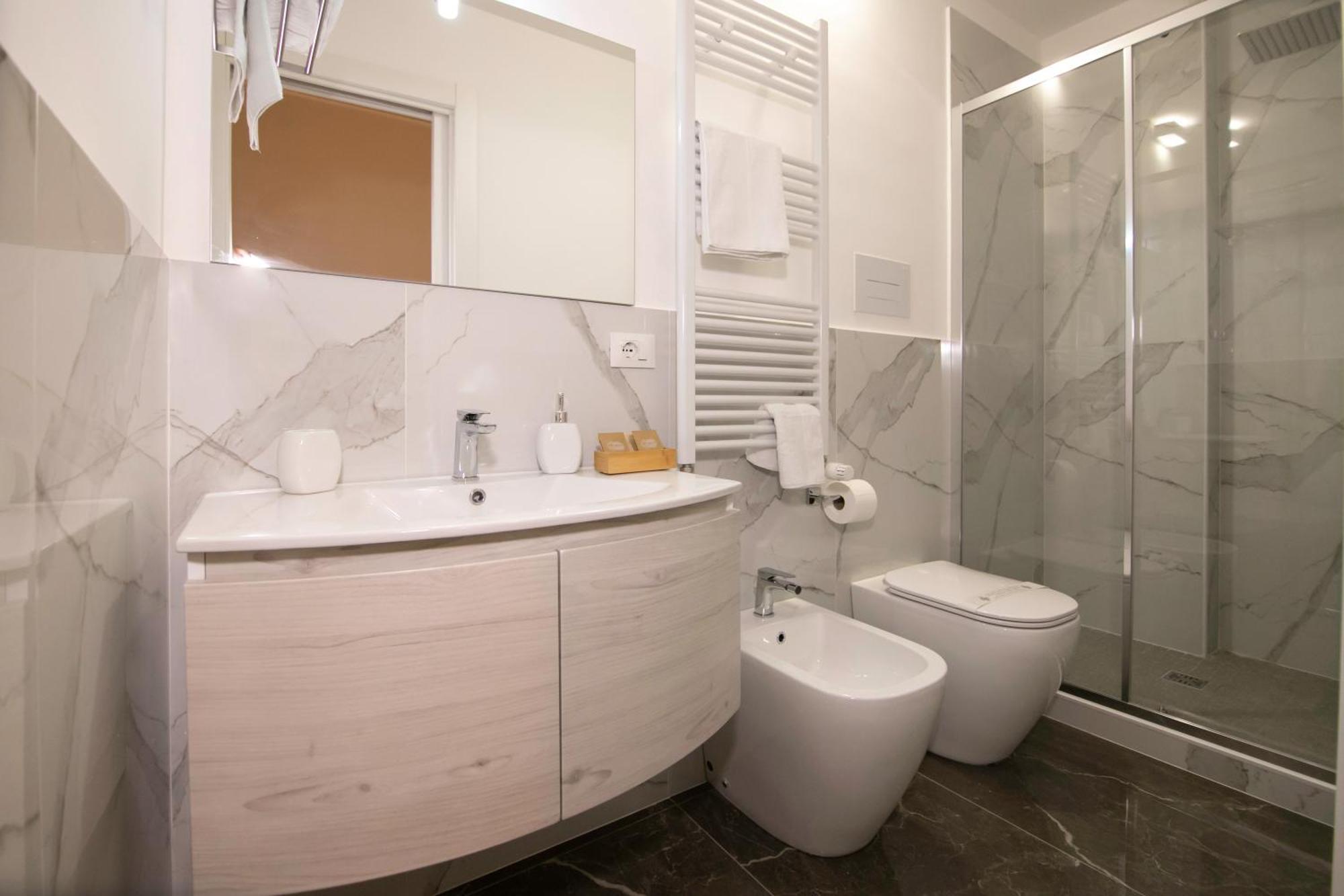 Villareale47 Luxury Suites & Rooms Palermo Bagian luar foto