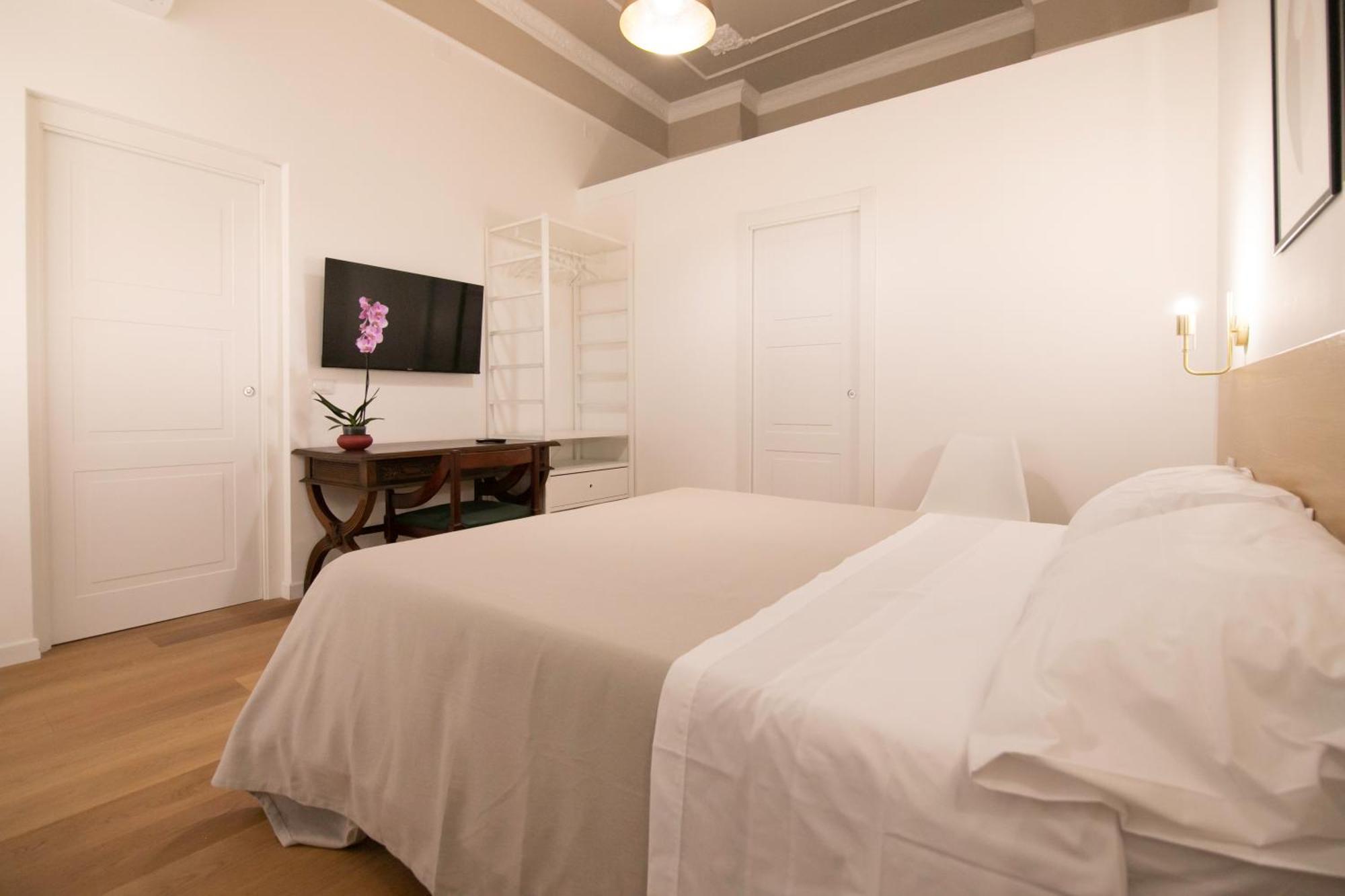 Villareale47 Luxury Suites & Rooms Palermo Bagian luar foto