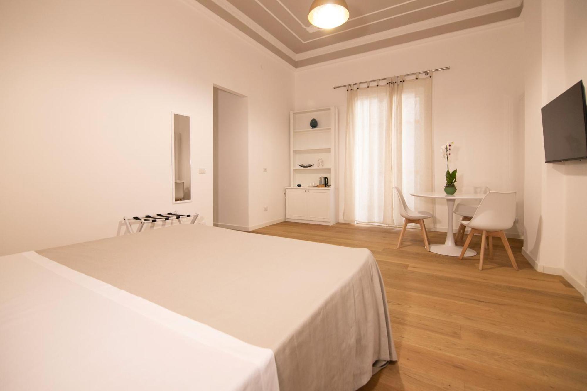 Villareale47 Luxury Suites & Rooms Palermo Bagian luar foto