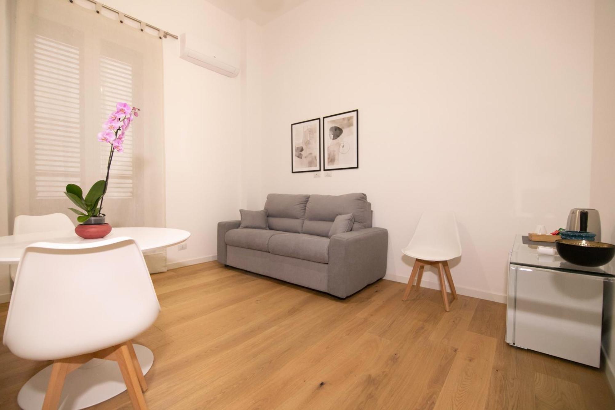Villareale47 Luxury Suites & Rooms Palermo Bagian luar foto