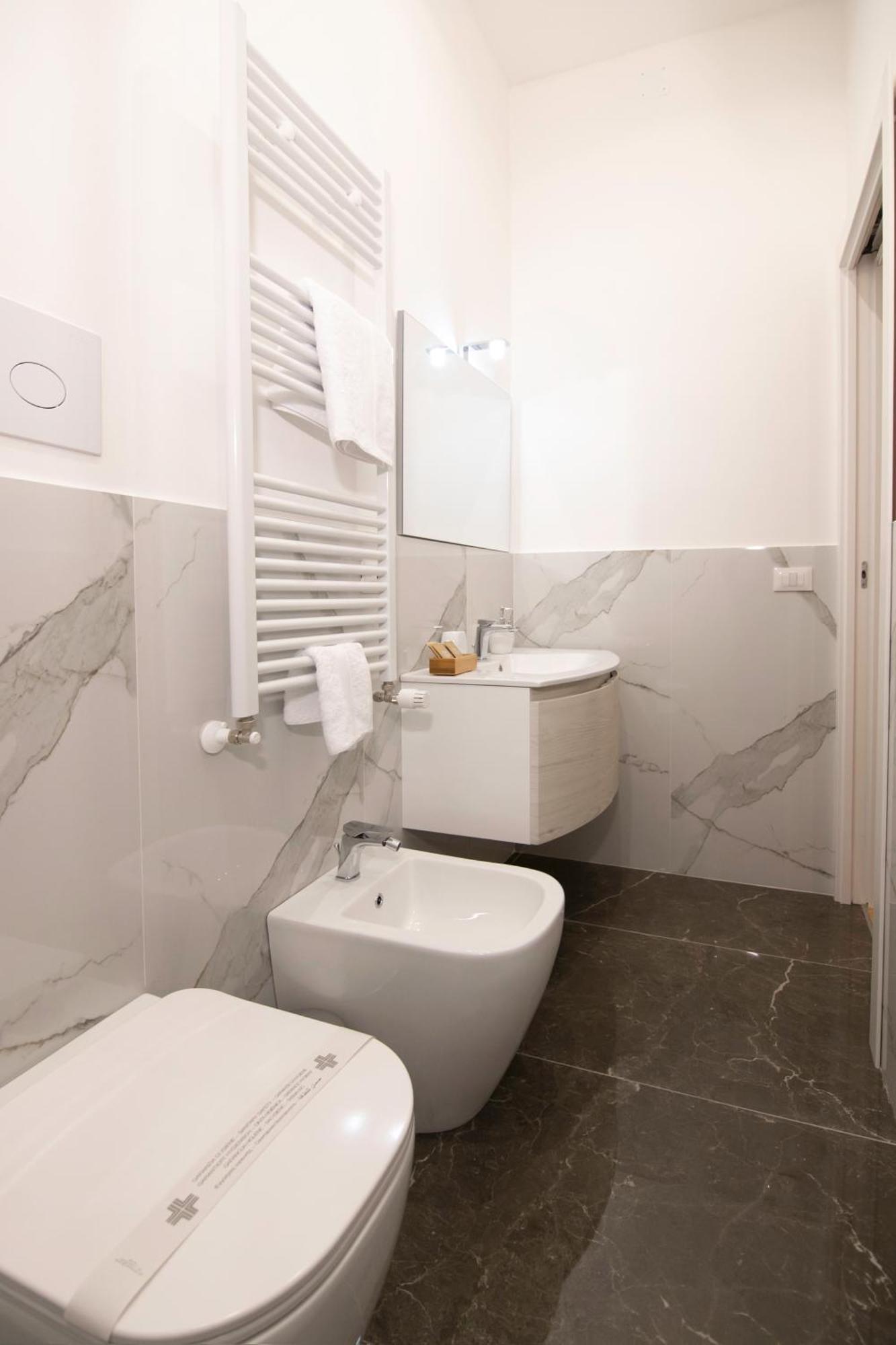 Villareale47 Luxury Suites & Rooms Palermo Bagian luar foto