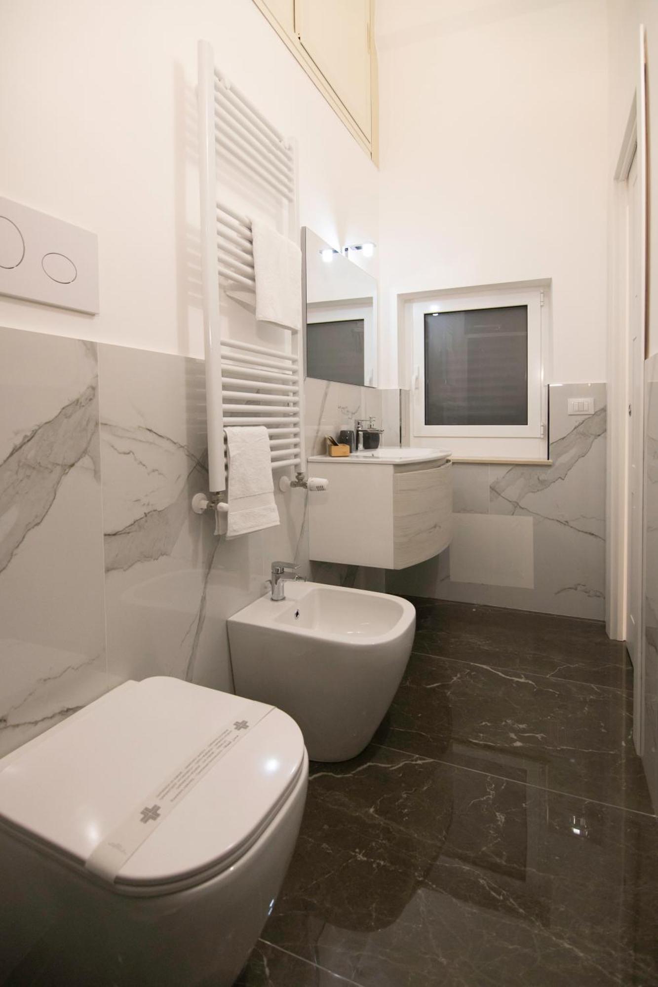 Villareale47 Luxury Suites & Rooms Palermo Bagian luar foto