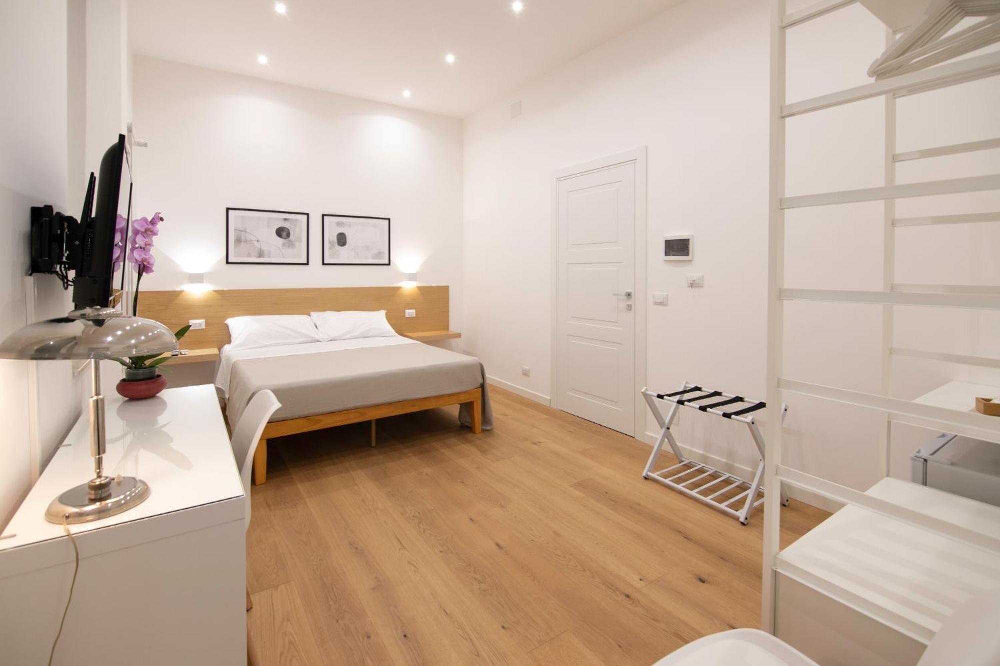 Villareale47 Luxury Suites & Rooms Palermo Bagian luar foto